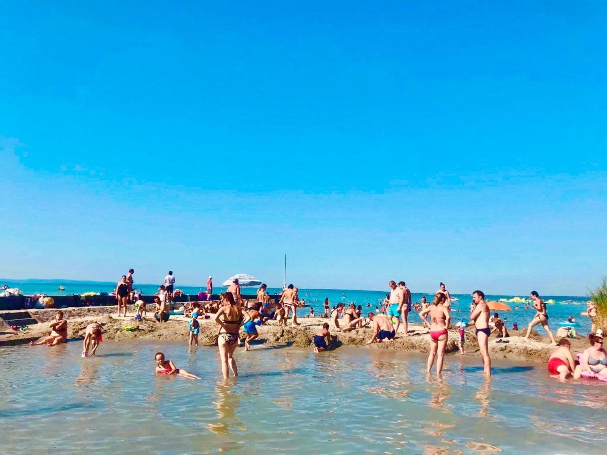 Balaton Beachside Apartman Siofok N1 Zewnętrze zdjęcie